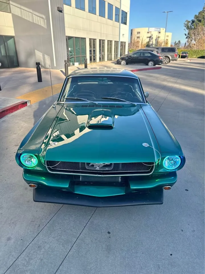 Ford Mustang Coupé 289 V8 1966 Verde em stock AutoZilla Portugal — foto 17