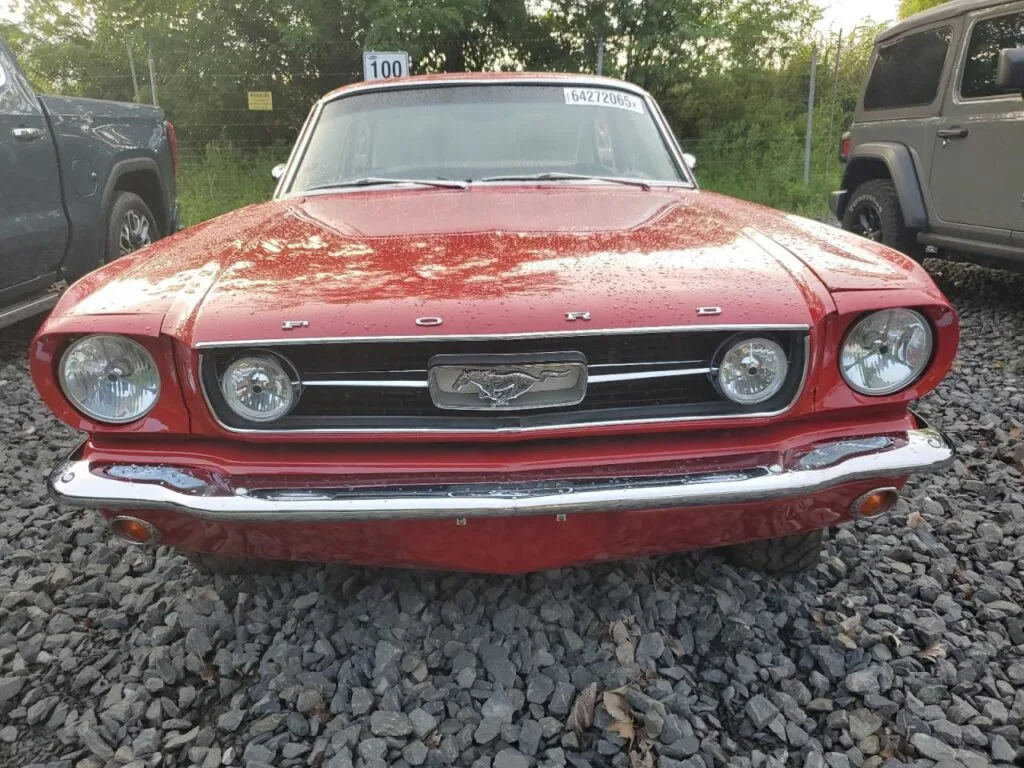 Ford Mustang Coupé 289 V8 1966 — Vermelho