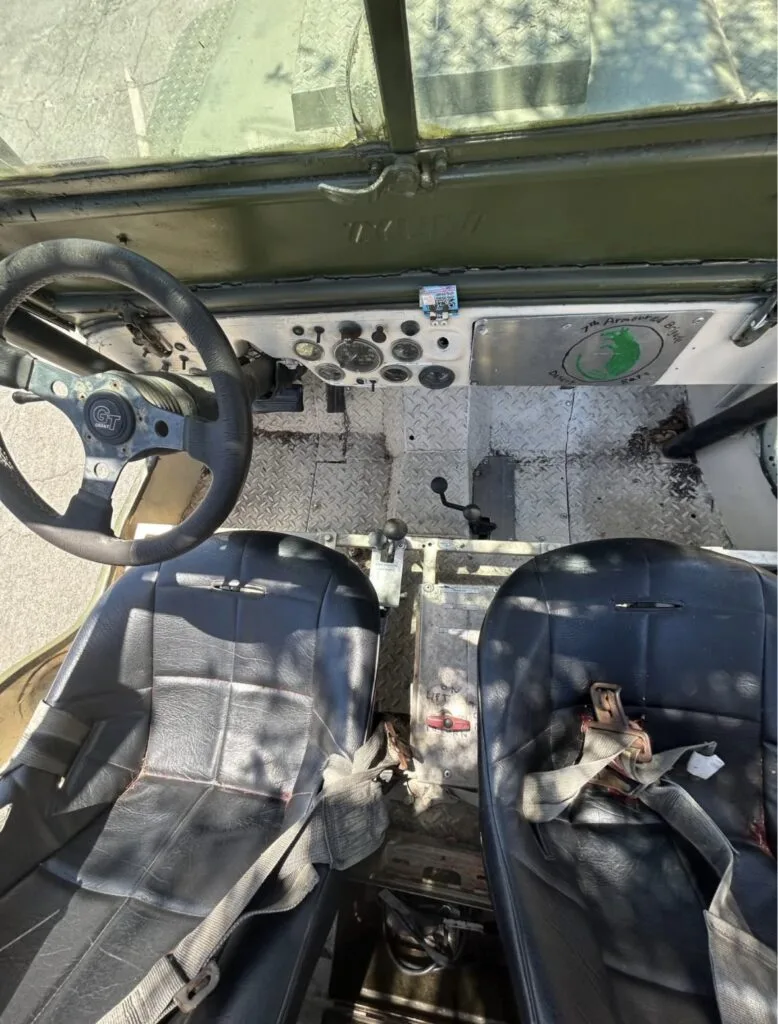 Jeep Willys 1946 — V8 Corvette Swap (Veterana WW2)