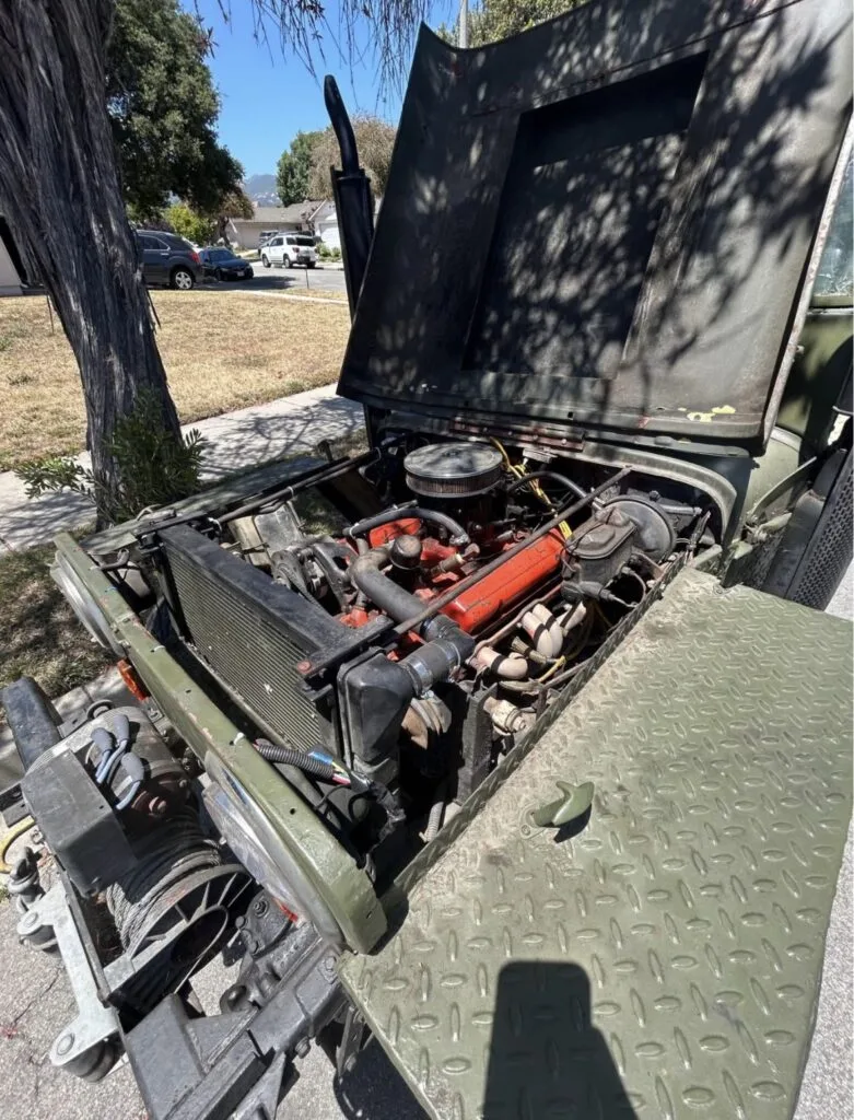 Jeep Willys 1946 — V8 Corvette Swap (Veterana WW2)