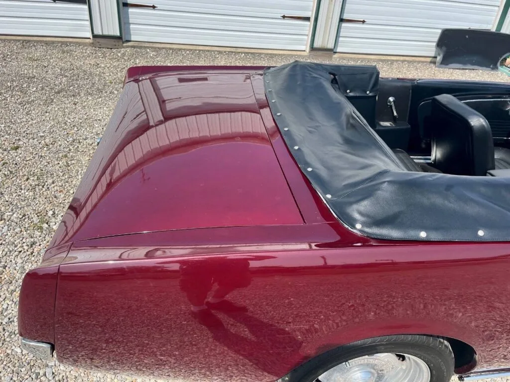 Ford Mustang Convertible 1966 — Bordeaux