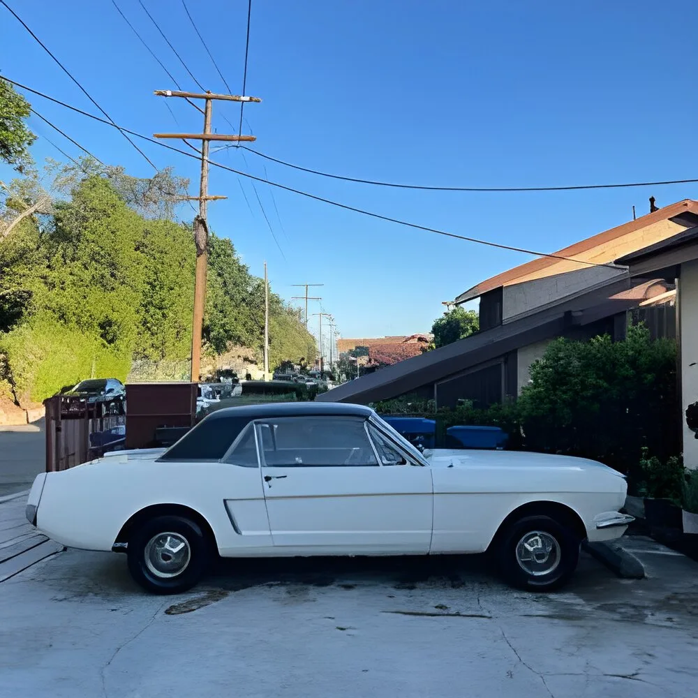 Ford Mustang 1965 Hardtop — Coupé clássico americano