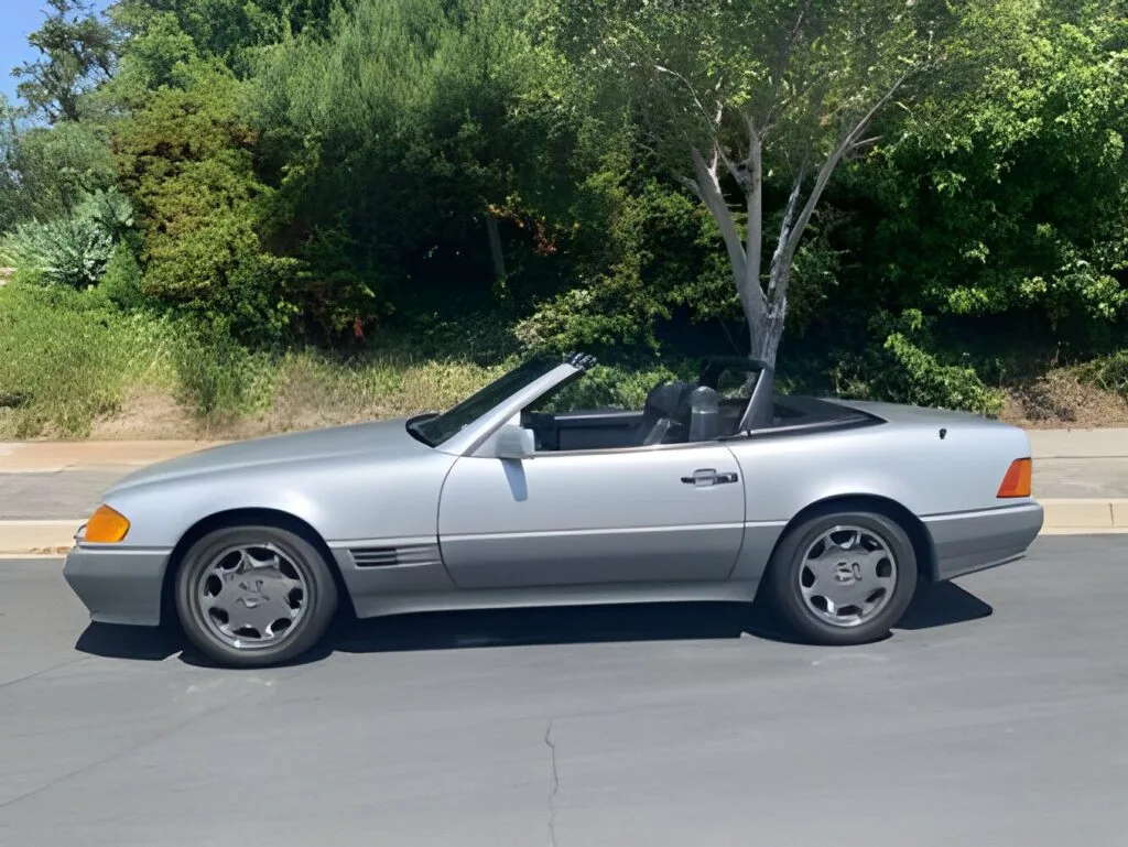 Mercedes-Benz 500 SL R129 1990 — Roadster modern classic V8